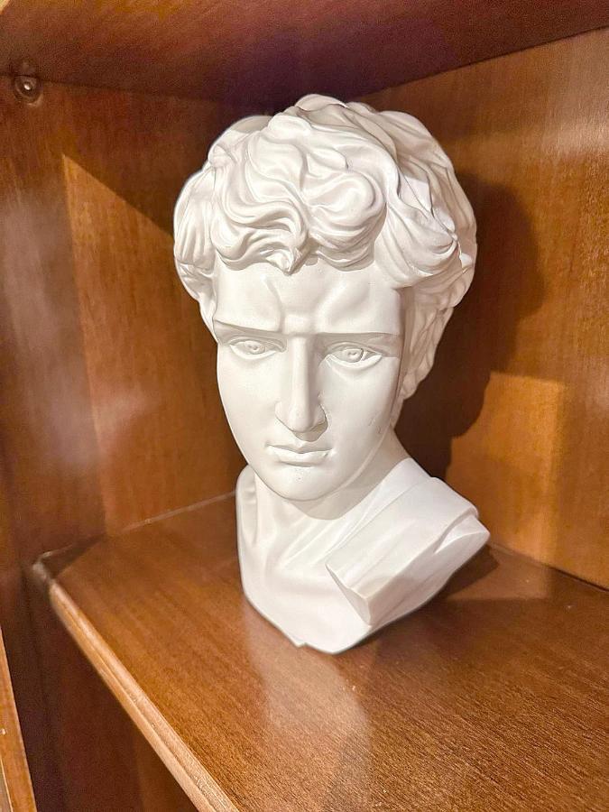 Apartment Check Point - Parthenon *